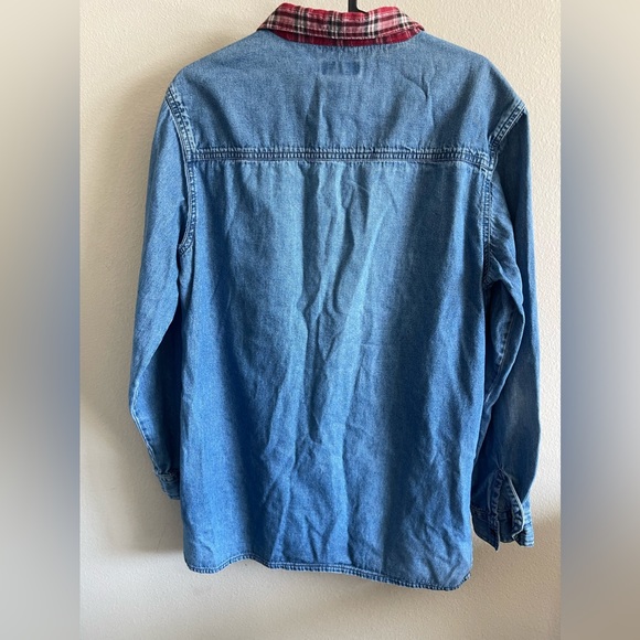 Vintage Womans Button Up Shirt - Embroidered - Size Medium - Picture 7 of 8